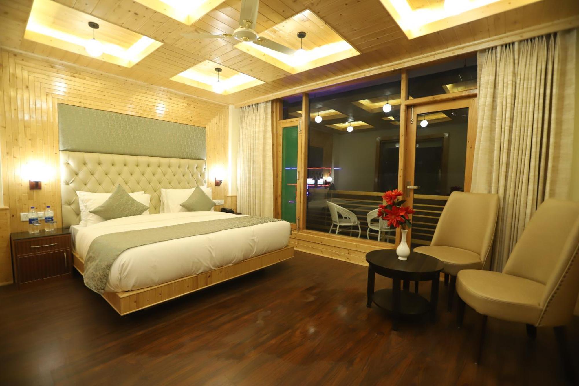 Calux Golden Woods 3* Manali (Himachal Pradesh)