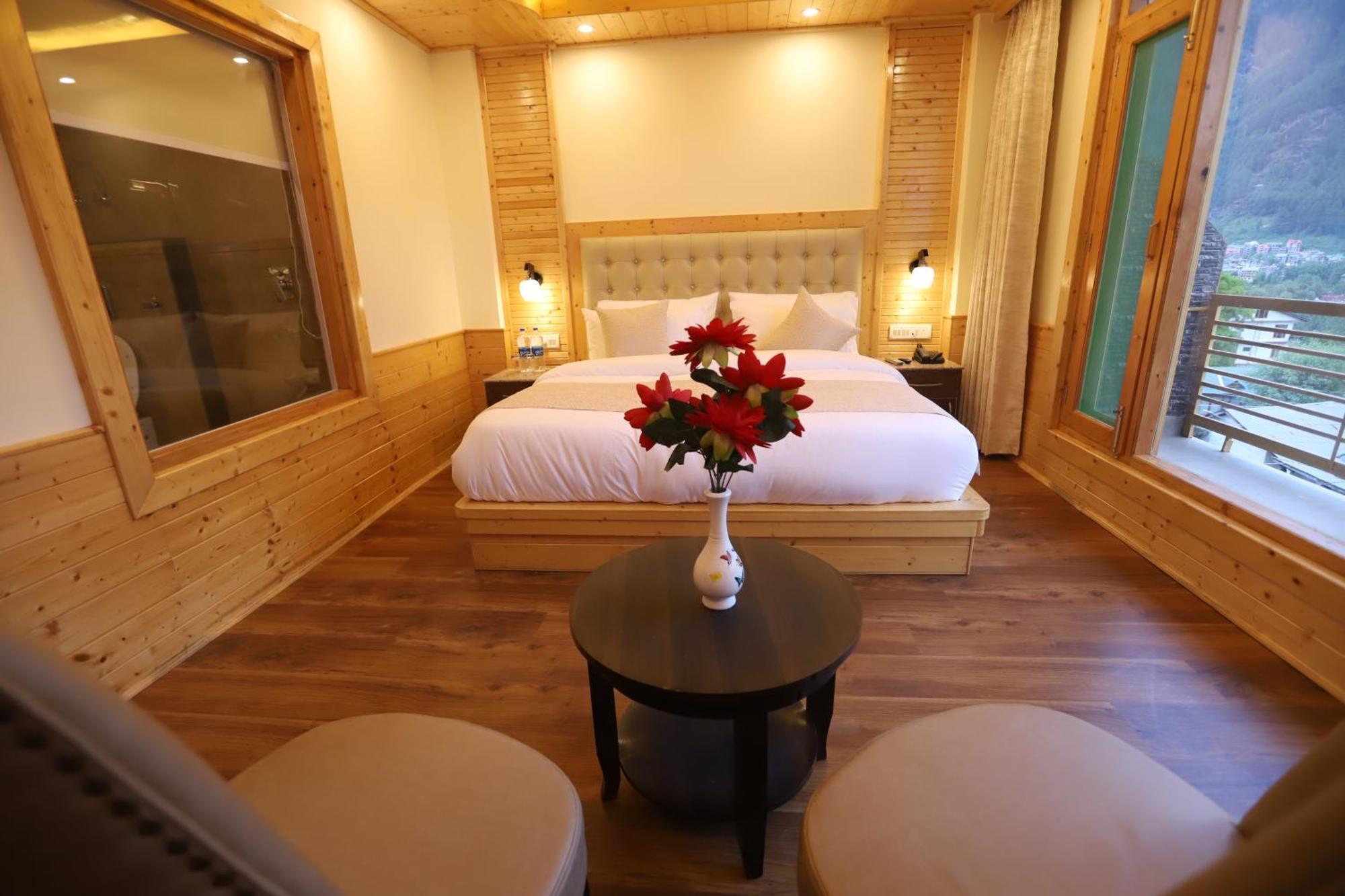 Calux Golden Woods 3* Manali (Himachal Pradesh)